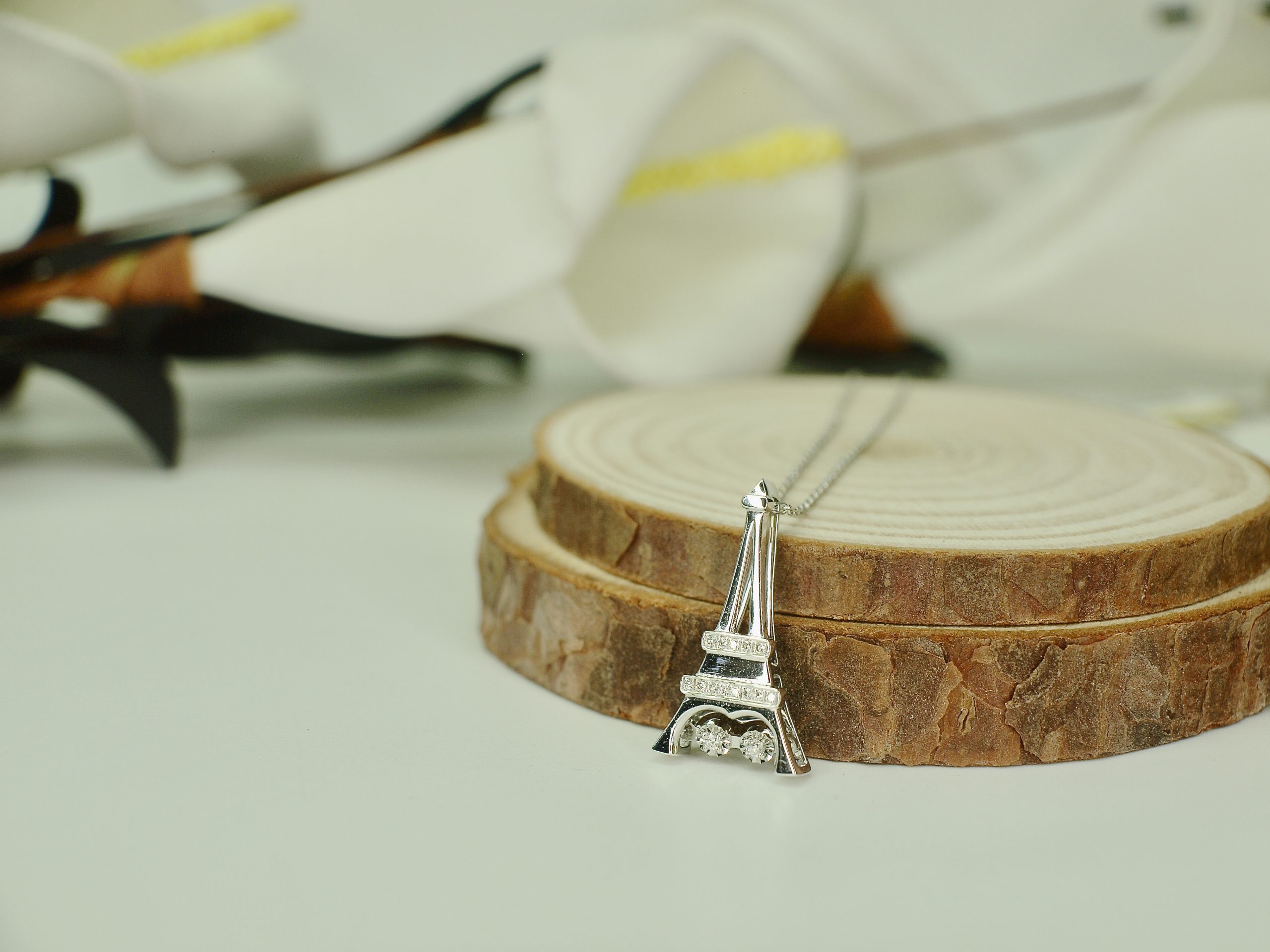 18k Paris Tower Diamonds Necklace Pointers Jewellers Fine Jewelry Retailer in Kuala Lumpur